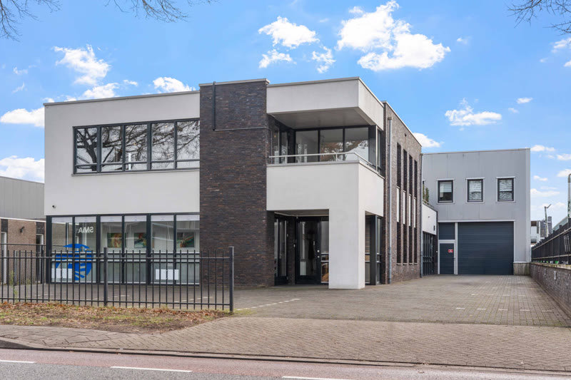 Bedrijfspand aan de Industrieweg in beeld voor RSP Makelaars