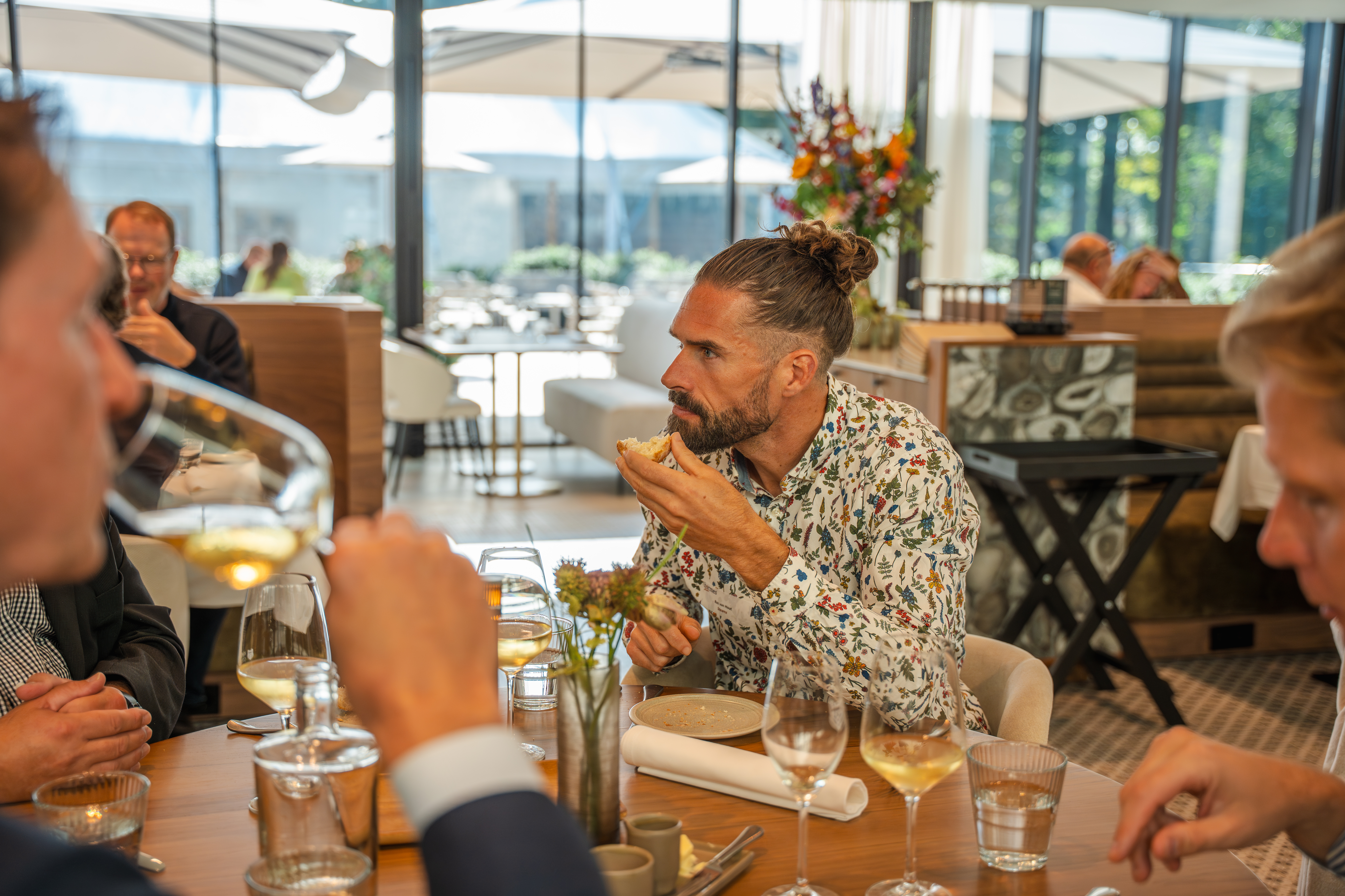 Diner in het restaurant van Kasteel Steenenburg