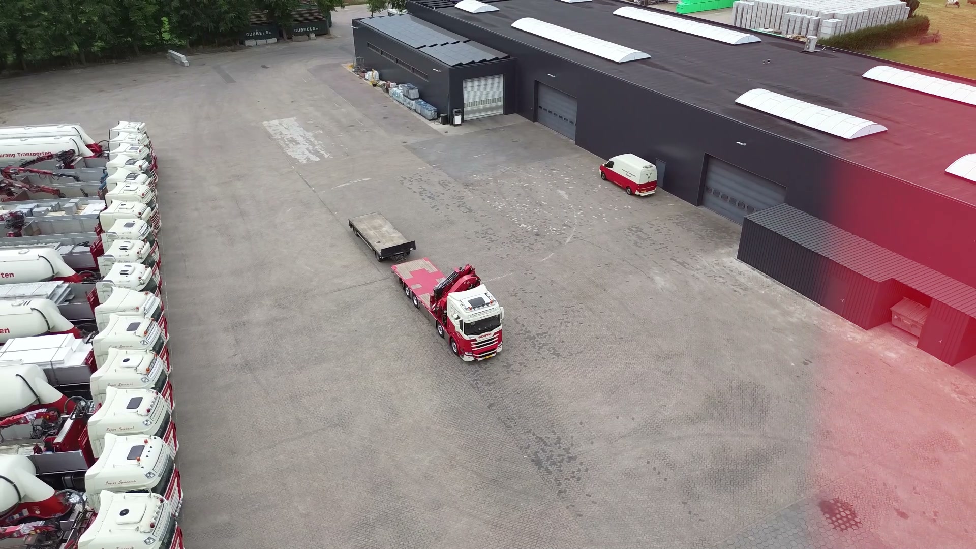 Drone overzicht Maurang wagenpark