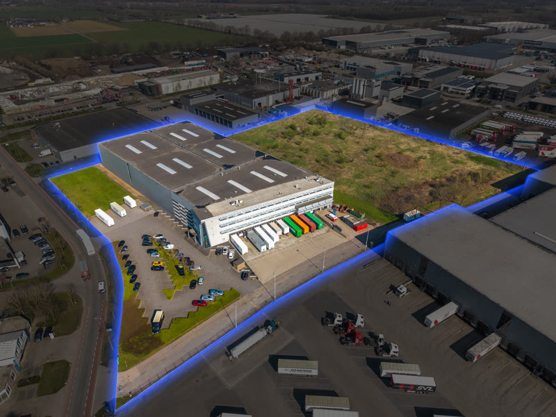 Drone vastgoedfotografie met perceelgrenzen